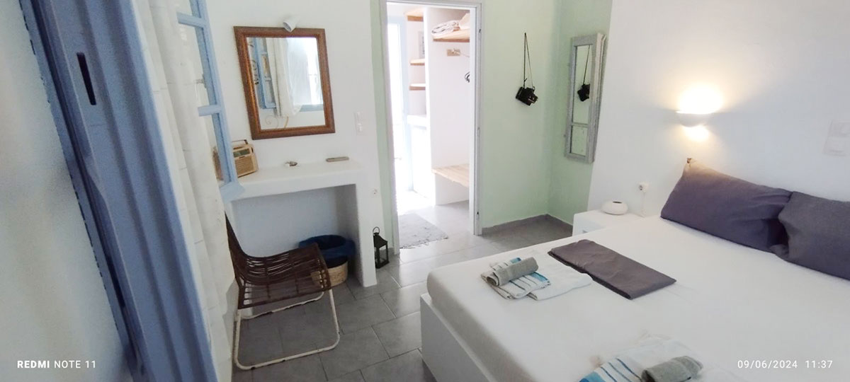 Interior of a room at Antonis Rooms in Sifnos
