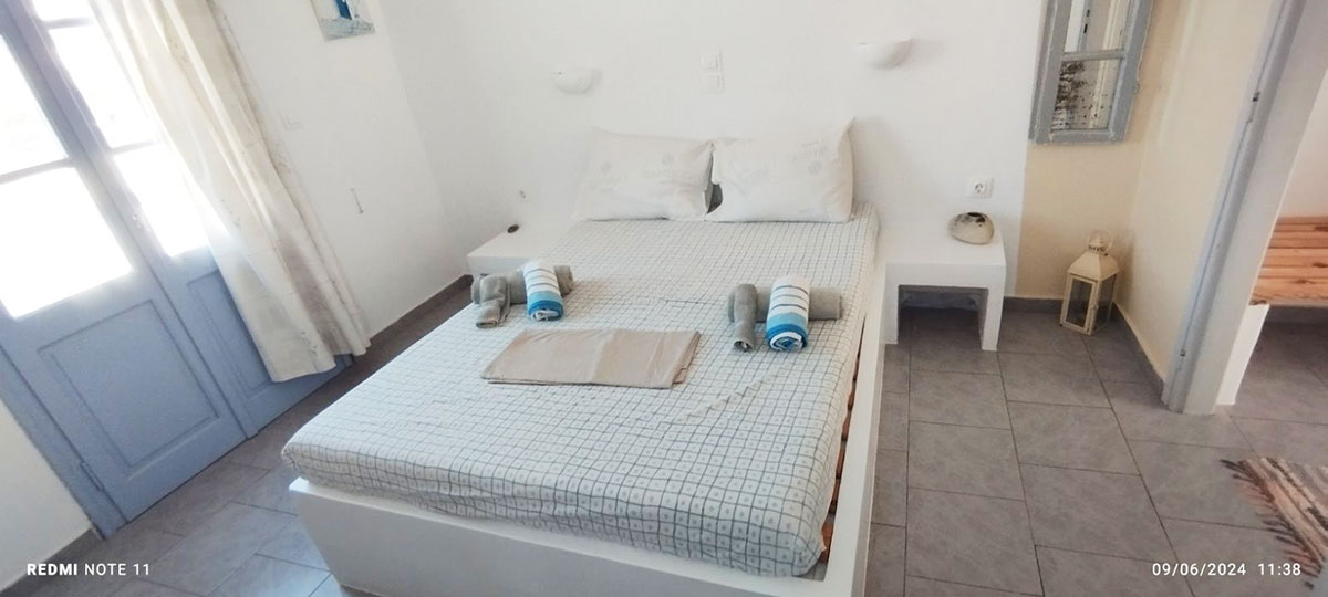 Interior of a room at Antonis Rooms in Sifnos