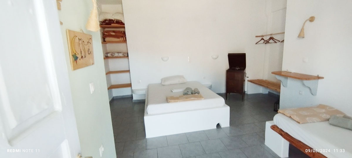 Interior of a room at Antonis Rooms in Sifnos