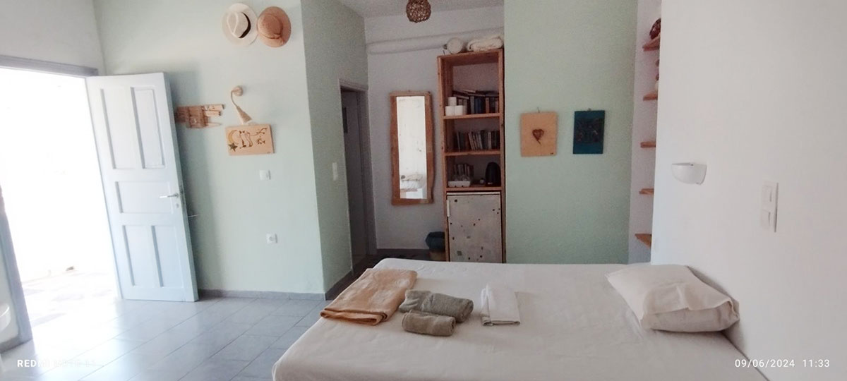 Interior of a room at Antonis Rooms in Sifnos