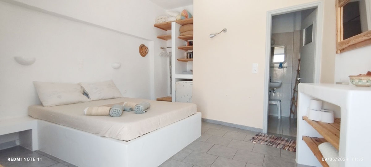 Interior of a room at Antonis Rooms in Sifnos