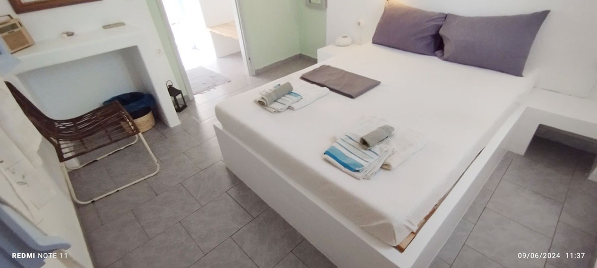 Interior of a room at Antonis Rooms in Sifnos